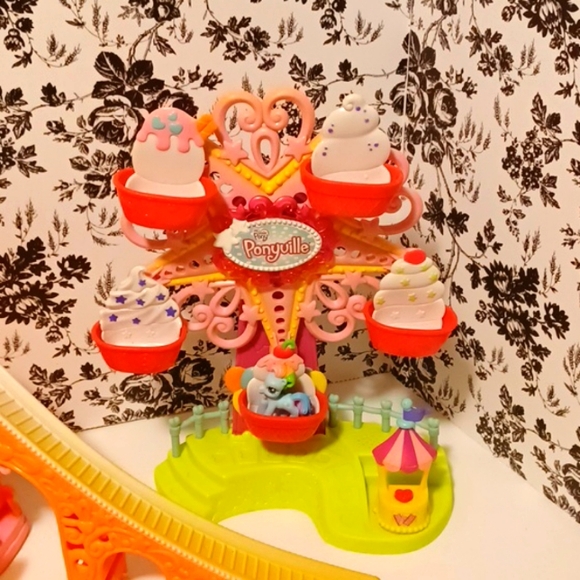 2006 MLP FERRIS WHEEL, ROLLER COASTER,  SUNDAE 🍨 - Picture 4 of 12